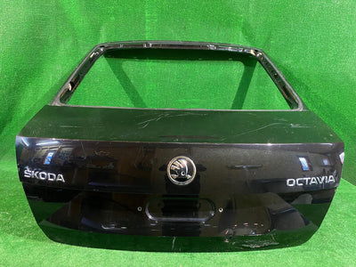 KLAPA TYLNA TYŁ BAGAŻNIKA SKODA OCTAVIA III HB SEDAN 12-