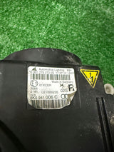 REFLEKTOR PRAWY AUDI A4 B8 XENON LIFT nieskrętny nr551