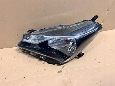 REFLEKTOR LEWY TOYOTA YARIS III LIFT NR.007