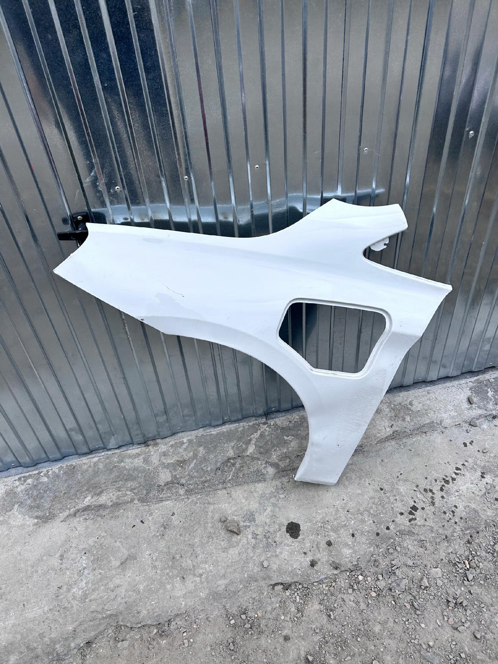 BŁOTNIK PRZEDNI LEWY BMW 2 F45 F46 HYBRID nr.0