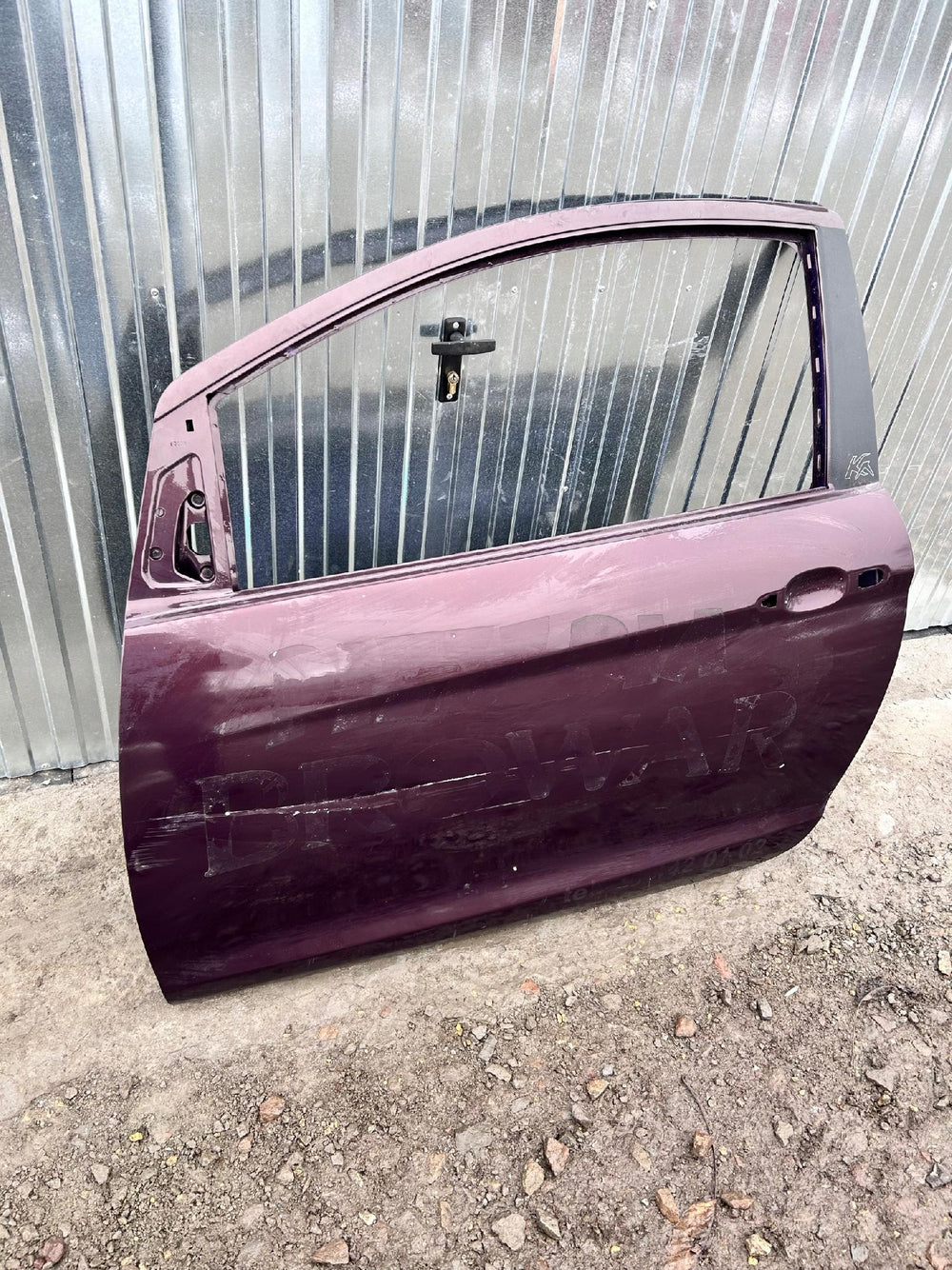 DRZWI PRZEDNIE LEWE FORD KA MK2 nr.00