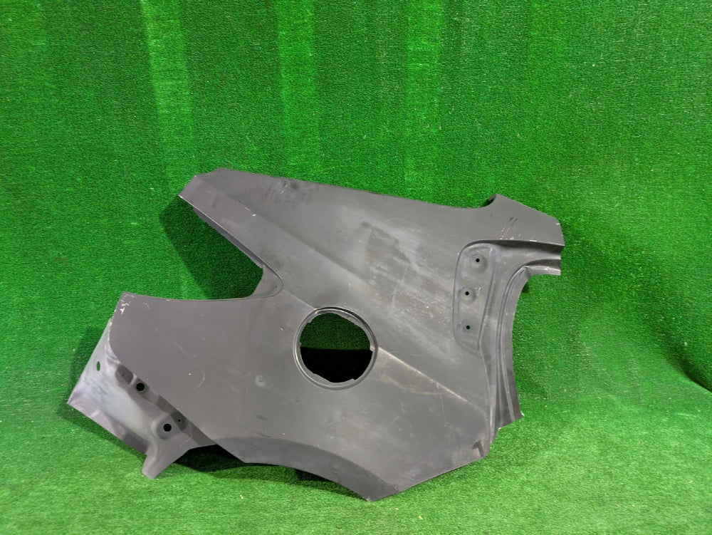 BŁOTNIK TYŁ TYLNY PRAWY SŁUPEK CHEVROLET CRUZE HB NR.038