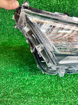 REFLEKTOR LEWY TOYOTA RAV4 V FULL LED NR.049