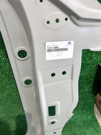 PRÓG PRAWY HYUNDAI I20 II