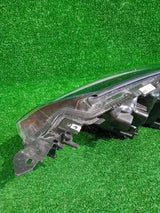 REFLEKTOR PRAWY TOYOTA CHR C-HR LIFT GR NR.061