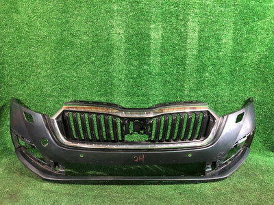 ZDERZAK PRZEDNI PRZÓD SKODA OCTAVIA IV NR.24