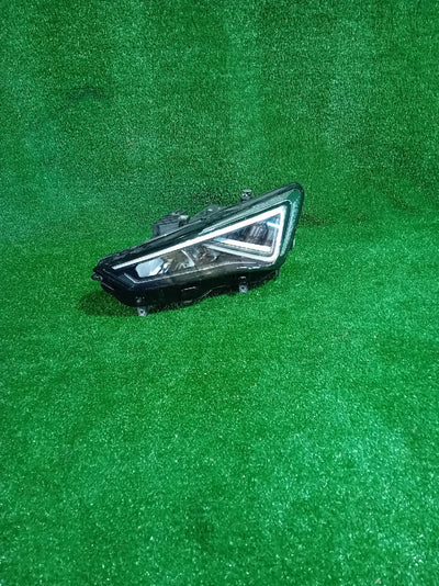 REFLEKTOR LEWY SEAT LEON IV TARRACO CUPRA FORMENTOR