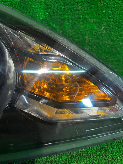 REFLEKTOR PRAWY FORD FOCUS MK2 LIFT zamiennik