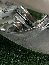 REFLEKTOR PRAWY BMW F10 XENON