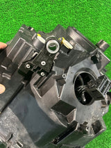 REFLEKTOR PRAWY SKODA KAROQ FULL LED nr:134