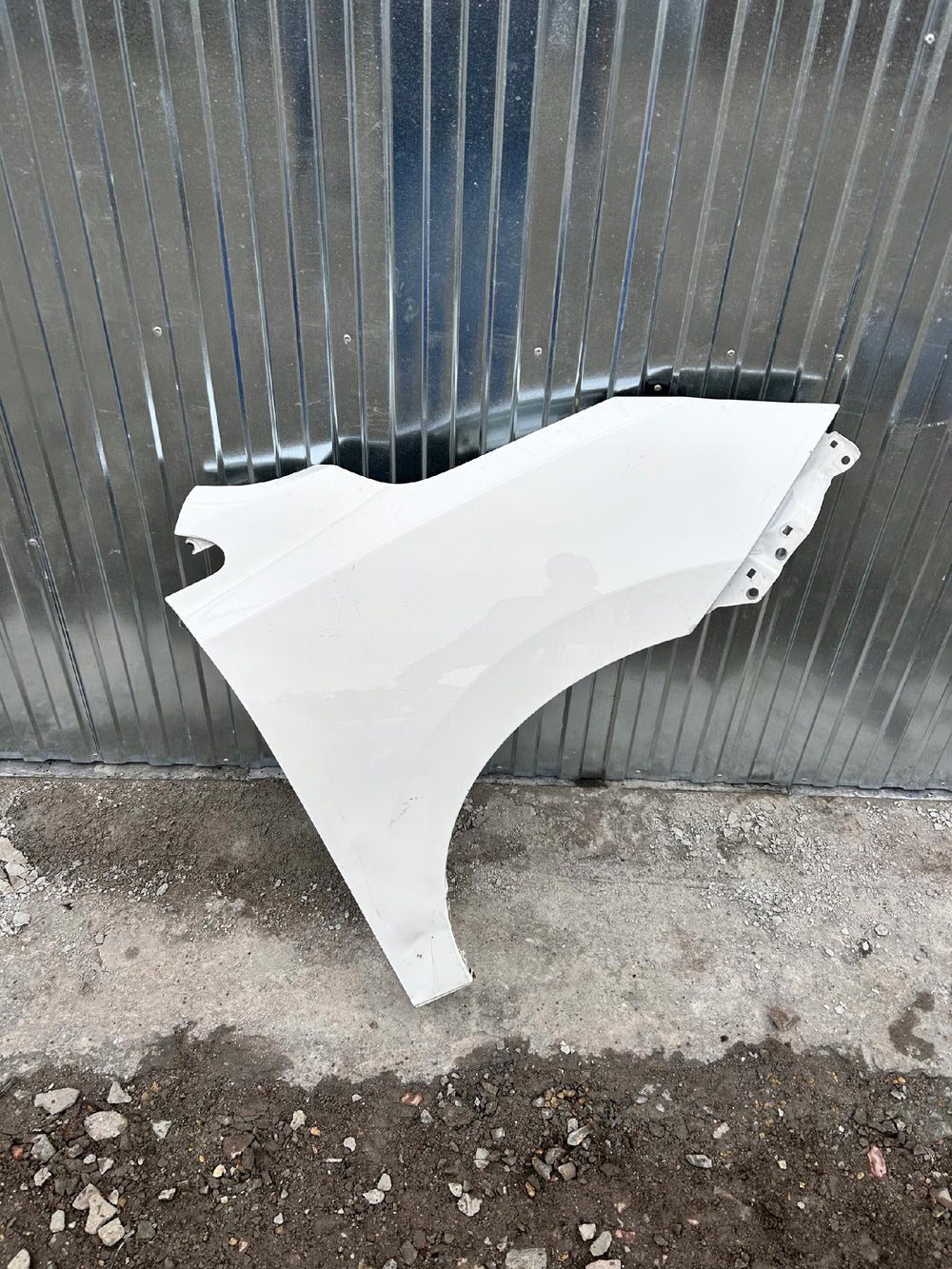 BŁOTNIK PRZEDNI PRAWY HYUNDAI IX35 nr.0