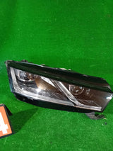REFLEKTOR PRAWY PRZÓD SKODA OCTAVIA IV 20- FULL LED