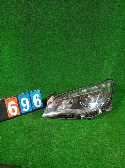 REFLEKTOR LEWY PRZÓD OPEL ASTRA IV J BI XENON LED NR.696