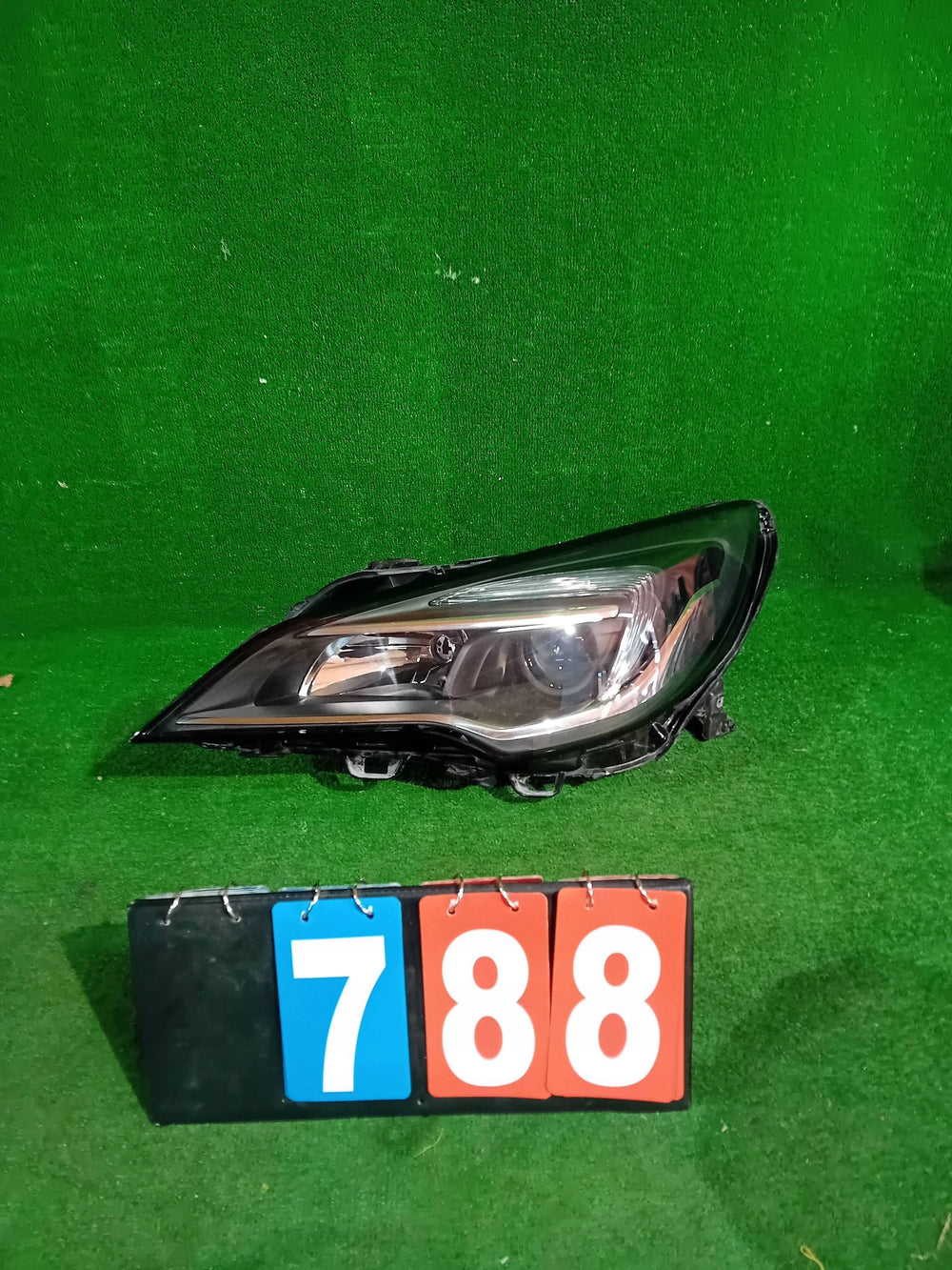REFLEKTOR LEWY PRZÓD OPEL ASTRA K V -SOCZEWKA 15- NR.788