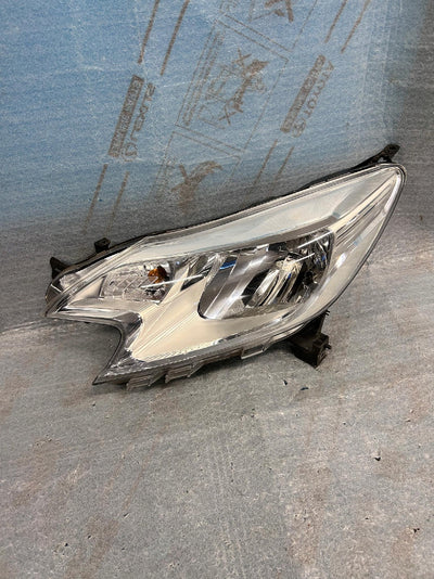 REFLEKTOR LEWY NISSAN NITE II nr.0
