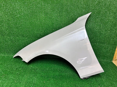 BŁOTNIK PRZEDNI LEWY BMW 1 F20 F21 NR.0004