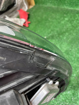 REFLEKTOR PRAWY KIA SPORTAGE III XENON kompletny