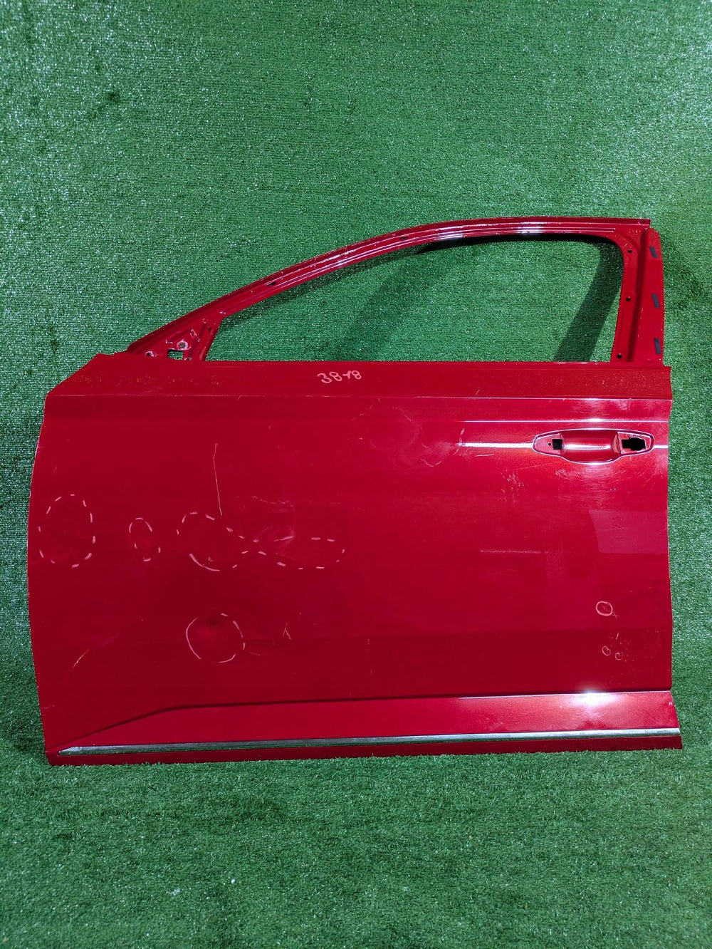 DRZWI PRZEDNIE LEWE LEWY PRZÓD SKODA SUPERB III NR.3818