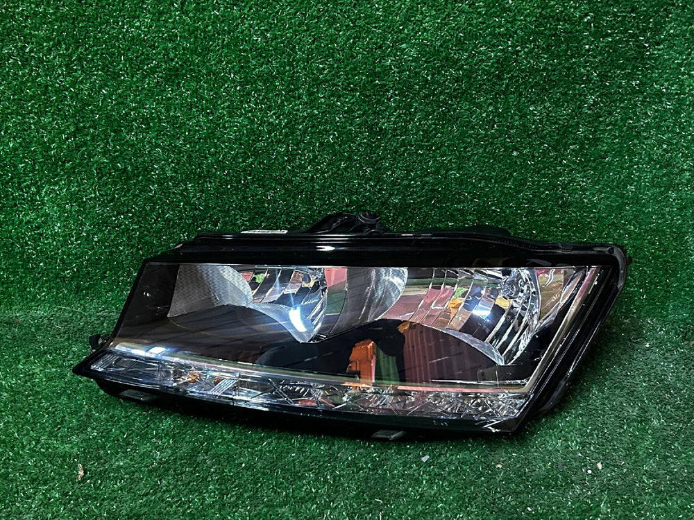 REFLEKTOR LEWY SKODA FABIA III LIFT