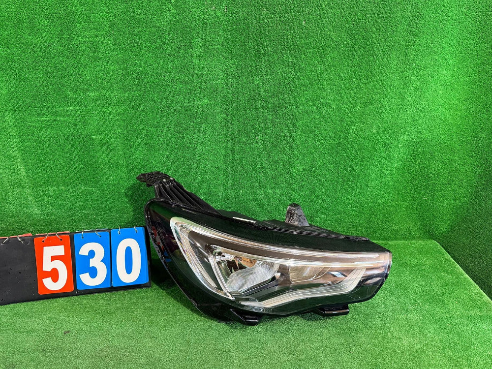 REFLEKTOR PRAWY OPEL GRANDLAND X led nr:530