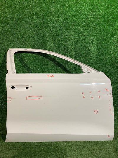 DRZWI PRZEDNIE PRAWE SKODA OCTAVIA IV