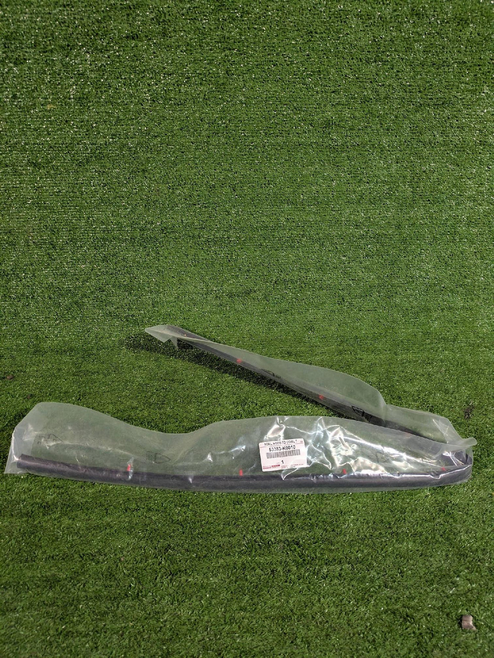 USZCZELKA POKRYWY SILNIKA MASKI TOYOTA YARIS IV