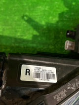REFLEKTOR PRAWY TOYOTA COROLLA E21 SEDAN FULL LED