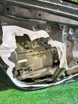 DRZWI PRZEDNIE LEWE TOYOTA AYGO II nr.001