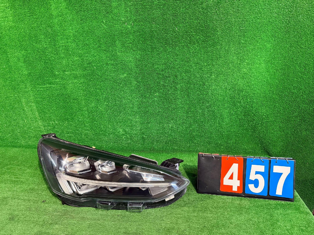 REFLEKTOR PRAWY FORD FOCUS MK4 FULL LED 18-21 nr:457