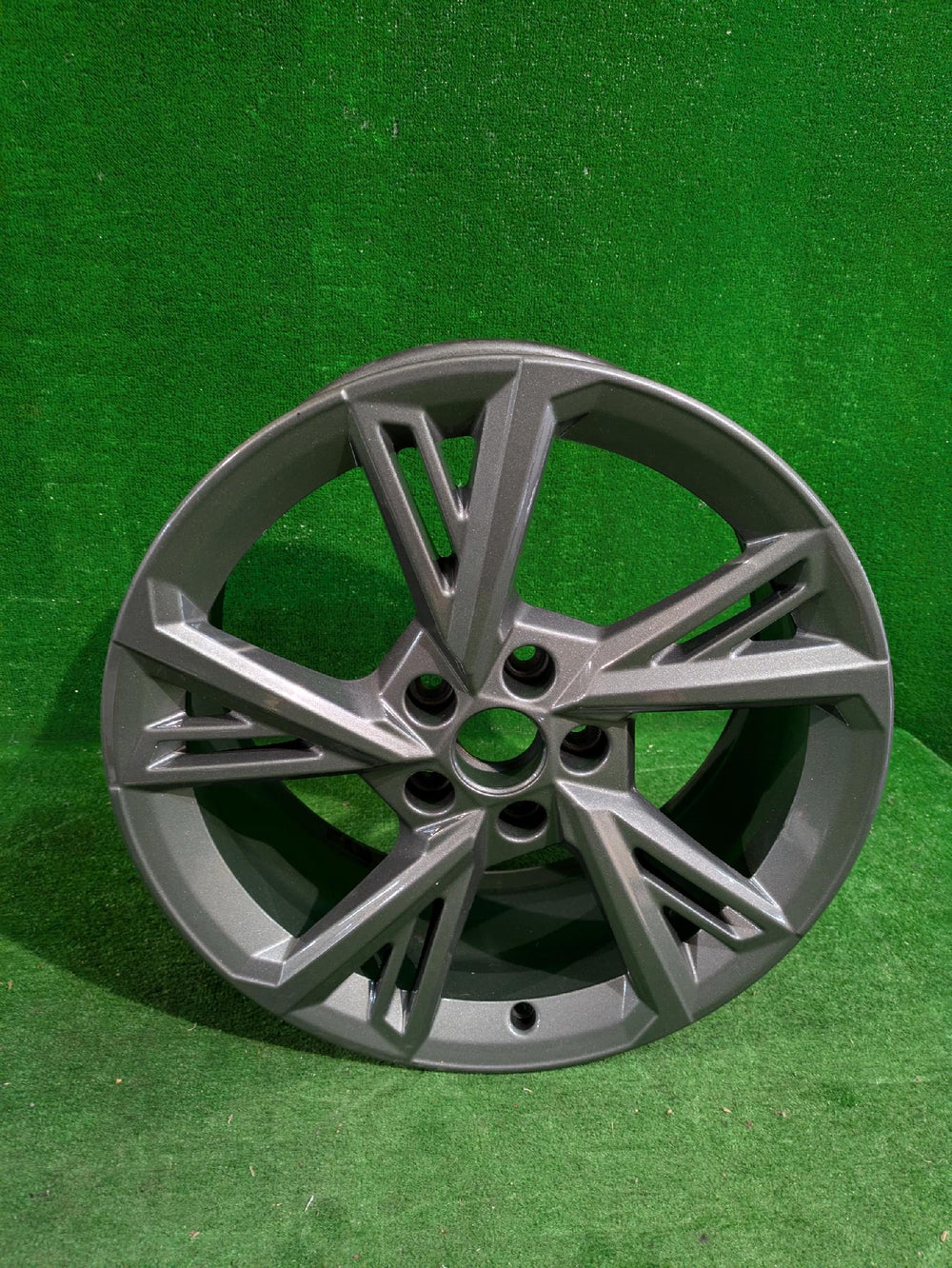ALUFELGA AUDI A3 8Y 18" 8J ET46 8Y0601025G NR.35