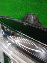 REFLEKTOR PRAWY PRZÓD VOLVO S60 II V60 III FULL LED 18- NR.793