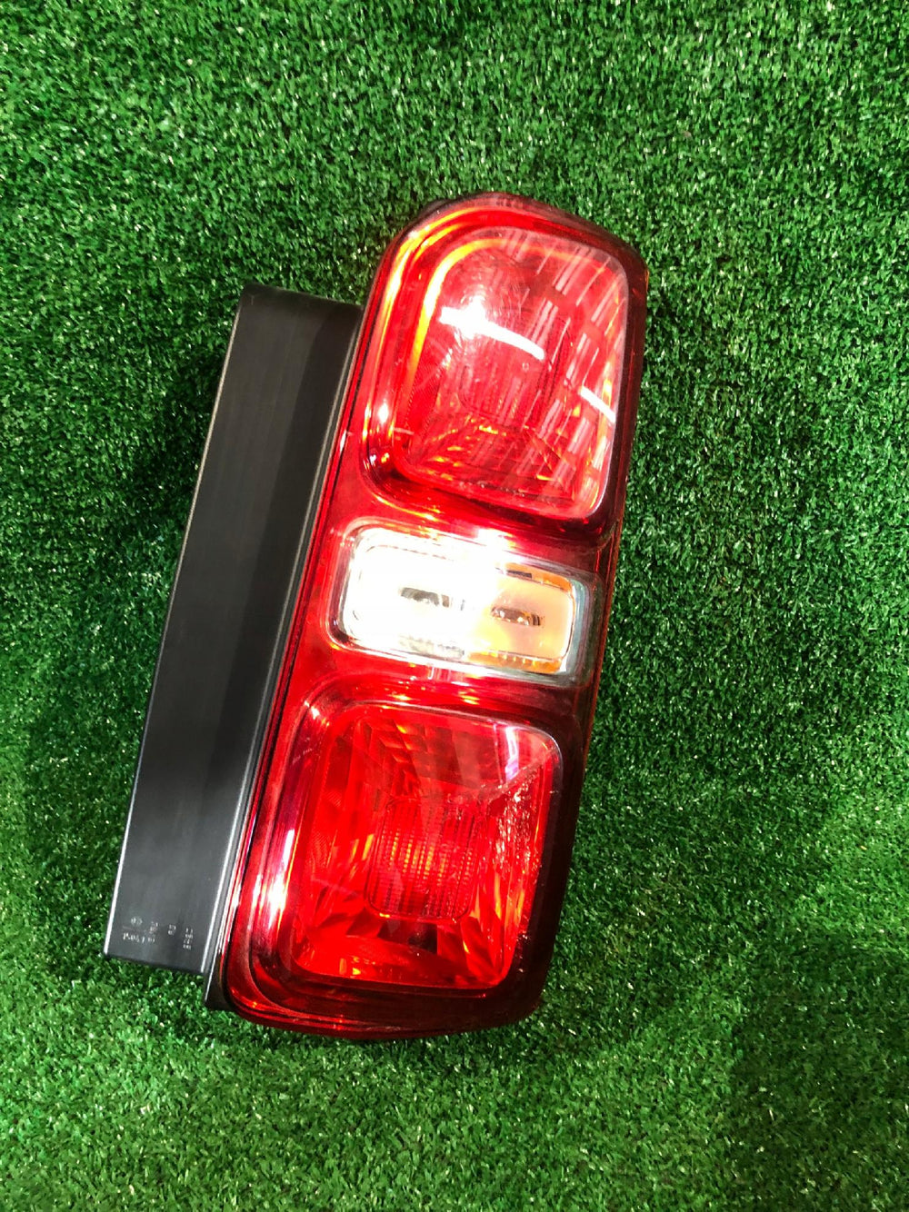 LAMPA TYLNA PRAWA JUMPY EXPERT PROACE III