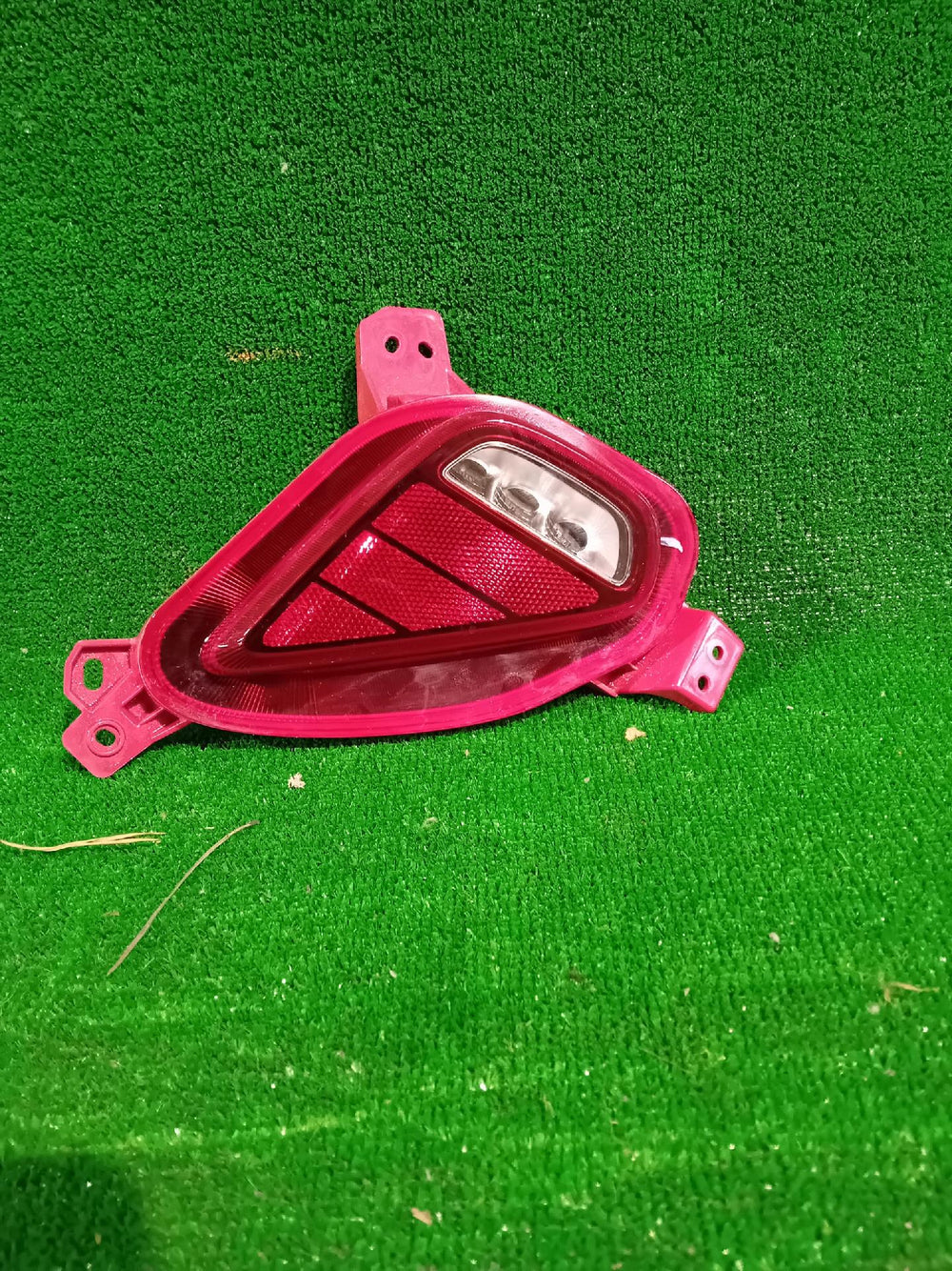 LAMPA TYLNA TYŁ PRZECIWMGIELNA LEWA KIA XCEED X-CEED