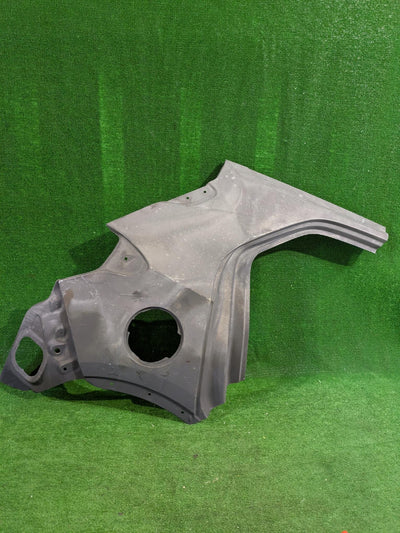 BŁOTNIK TYŁ TYLNY PRAWY SŁUPEK OPEL MOKKA A NR.038