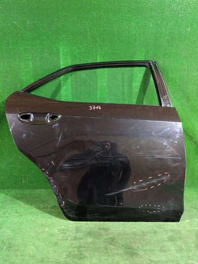 DRZWI TYLNE PRAWE PRAWY TYŁ TOYOTA COROLLA E16 NR.3716