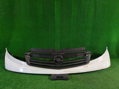 ZDERZAK PRZEDNI PRZÓD OPEL VIVARO A LIFT