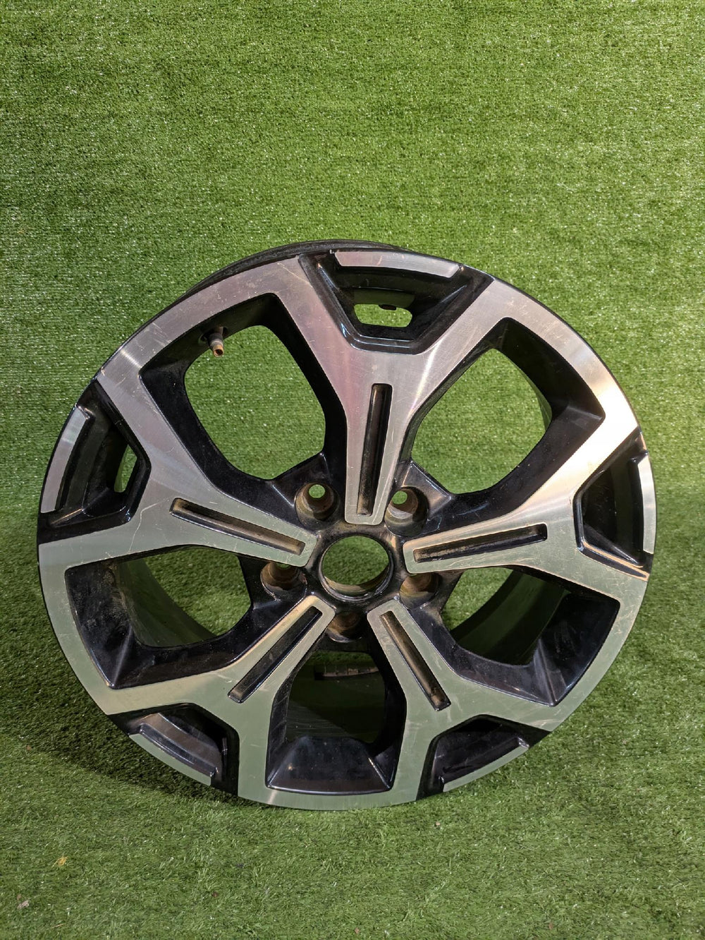 ALUFELGA FELGA ALUMINIOWA RENAULT KADJAR DUSTER II 17" 6.5J ET50 NR.121