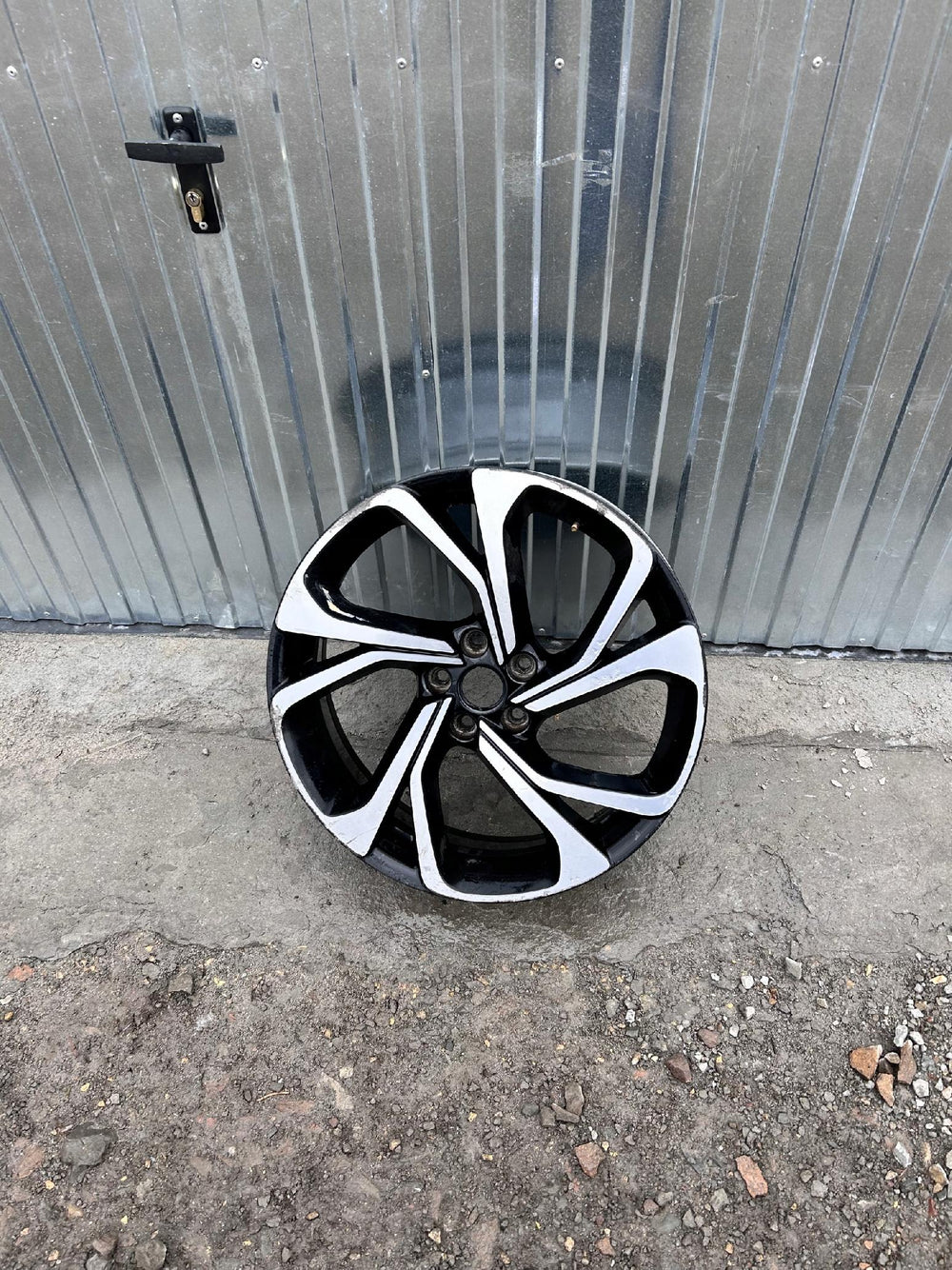 ALUFELGA FELGA ALUMINIOWA RENAULT 20” 6,5J ET33 nr.00
