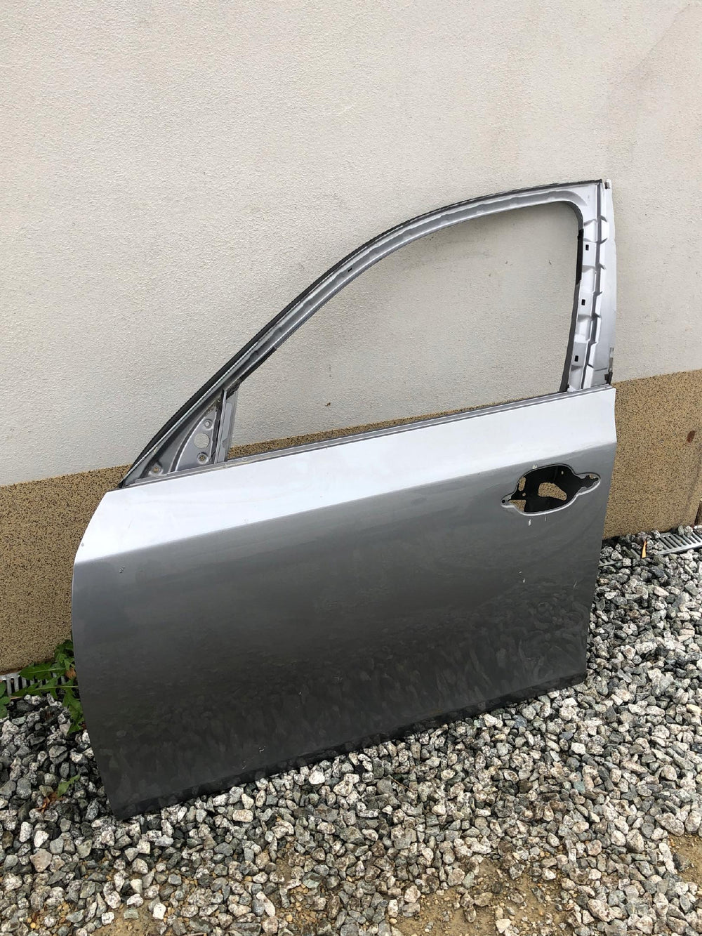DRZWI PRZEDNIE LEWE BMW E60 E61 nr.00
