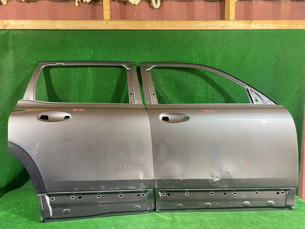 DRZWI PRAWE TYLNE PRAWY TYŁ MERCEDES GLB W247