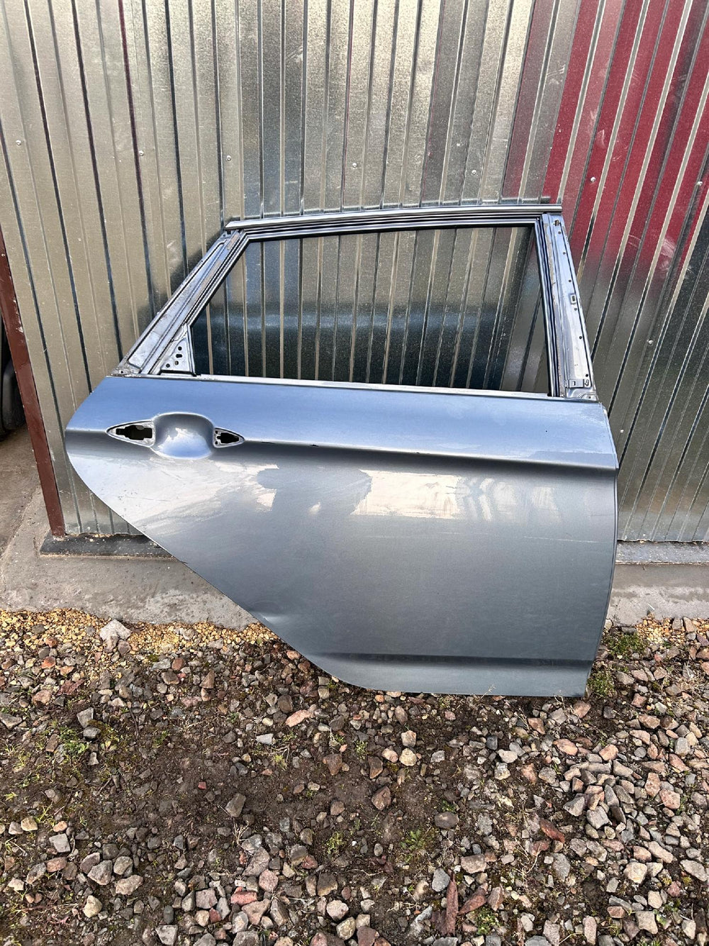 DRZWI TYLNE PRAWE HYUNDAI I40 KOMBI nr.00