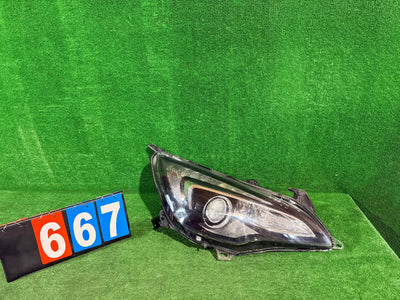REFLEKTOR PRAWY OPEL ASTRA J GTC XENON NR:667