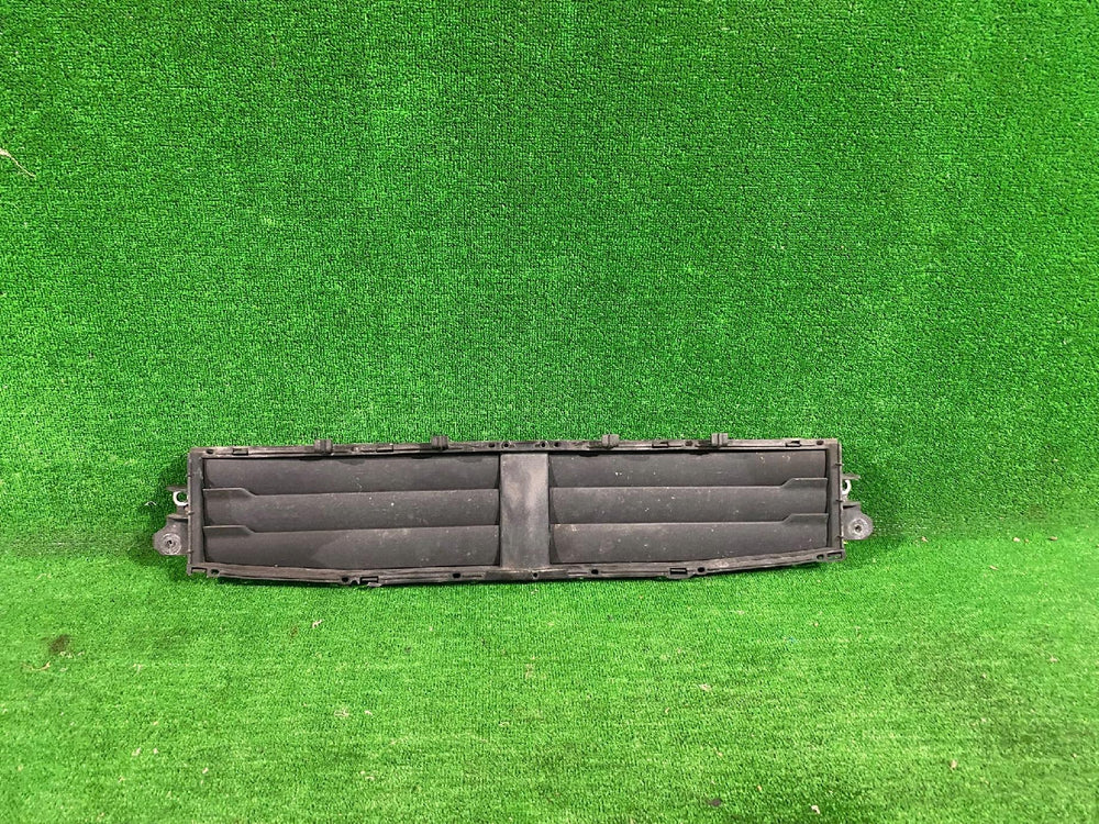 ŻALUZJA KIEROWNICA POWIETRZA PORSCHE MACAN 95B