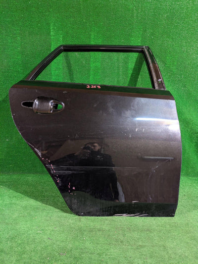 DRZWI TYLNE PRAWE PRAWY TYŁ TOYOTA AURIS II KOMBI NR.3259