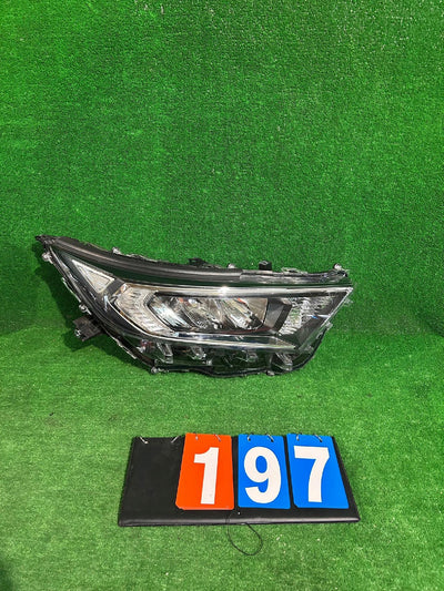 REFLEKTOR PRAWY TOYOTA RAV4 V FULL LED nr:197
