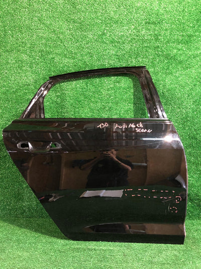 DRZWI PRAWE TYLNE AUDI A6 C8 SEDAN NR.130