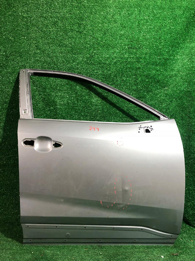 DRZWI PRAWE PRZEDNIE PRAWY PRZÓD TOYOTA RAV4 V