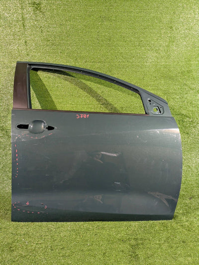 DRZWI PRZEDNIE PRAWE PRAWY PRZÓD TOYOTA YARIS IV NR.3781