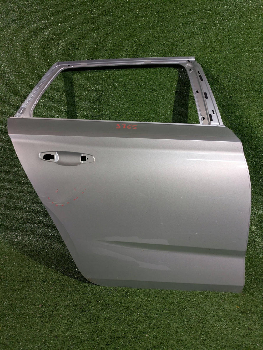 DRZWI TYLNE PRAWE PRAWY TYŁ SKODA KAMIQ NR.3765