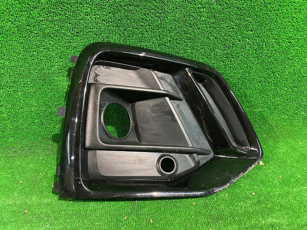 KRATKA ZDERZAKA PRAWA AUDI Q5 II 80F SPORTBACK LIFT S-LINE NR.0083